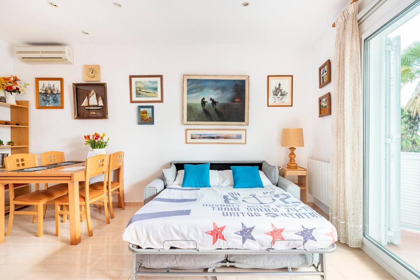 Sitges Seafront Ribera Apartment Екстер'єр фото